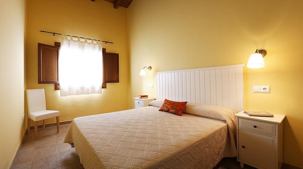 Apartamentos El Guindal Tapia De Casariego Exterior photo
