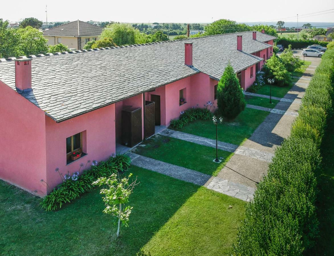 Apartamentos El Guindal Tapia De Casariego Exterior photo